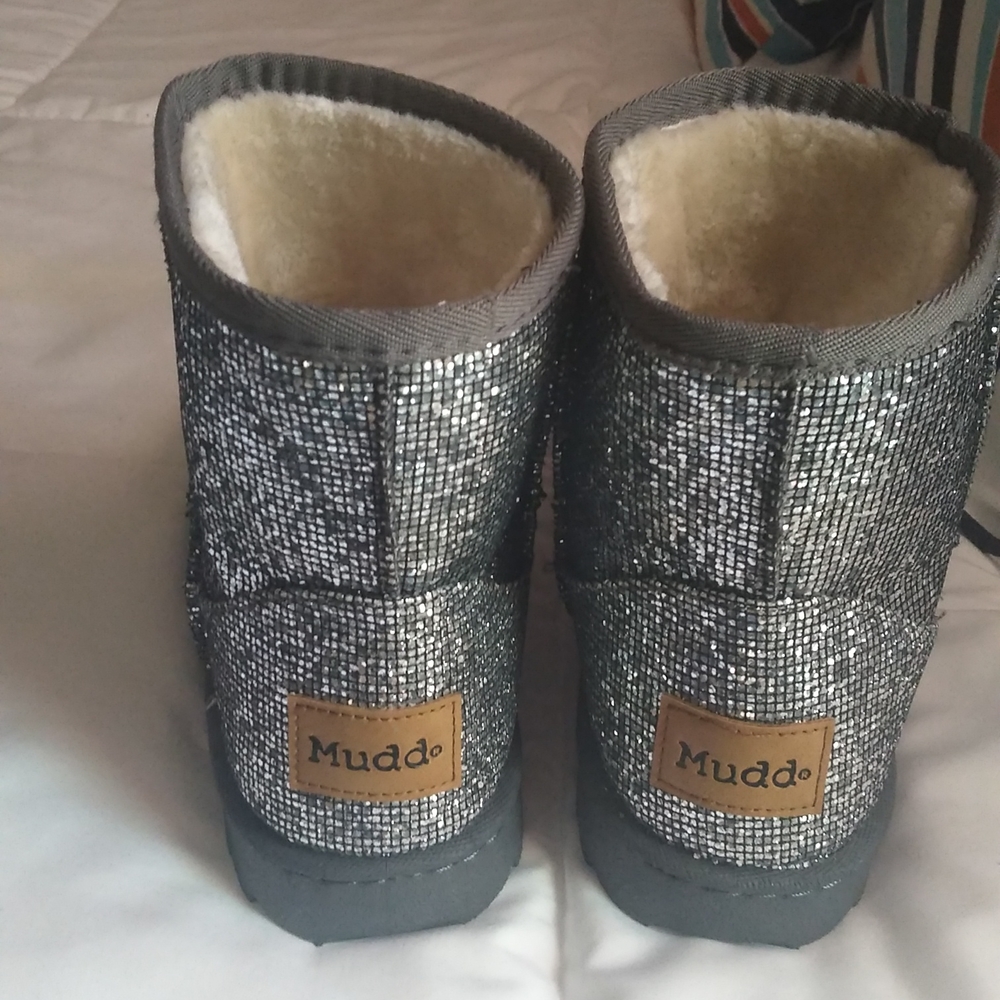 Mudd silver boots